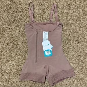 Brand new shapewear/faja with side zipper and butt lifting